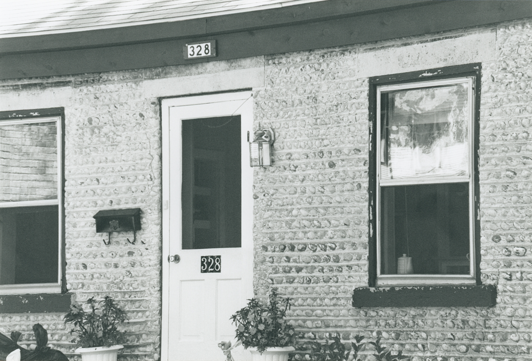 Roc-10 328 St Lawrence Ave 3